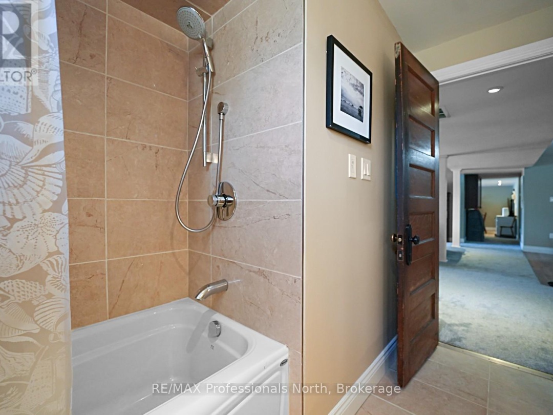 1111 JONES ROAD, Kushog Lake