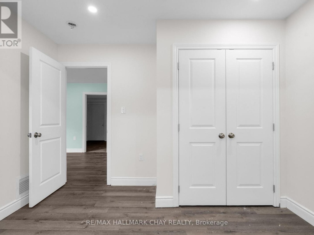 2052 MARCHMONT ROAD, 
