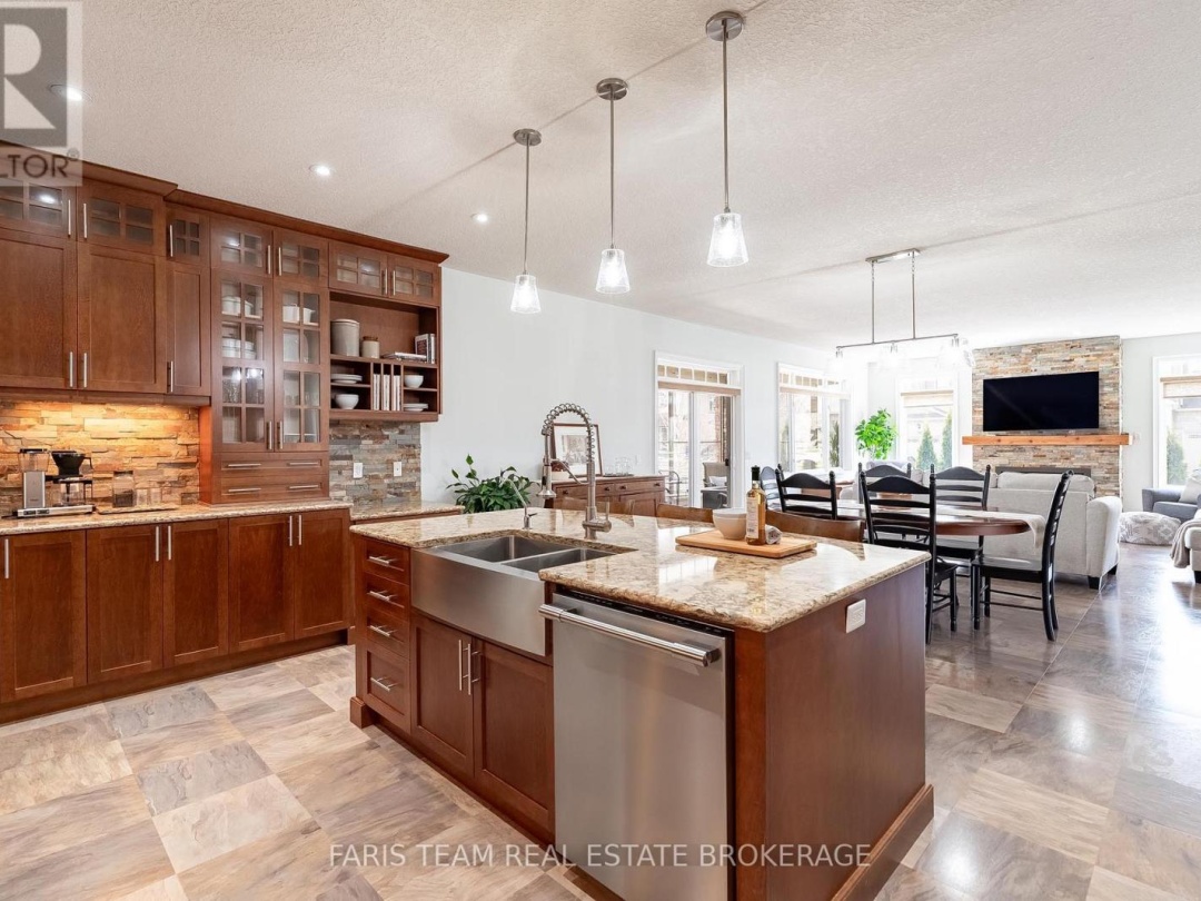 3063 STONE RIDGE BOULEVARD, Orillia