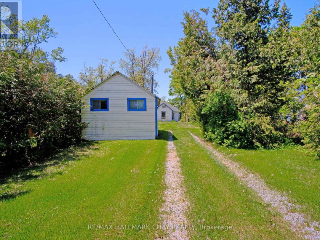 2196 LAKESHORE DRIVE, 