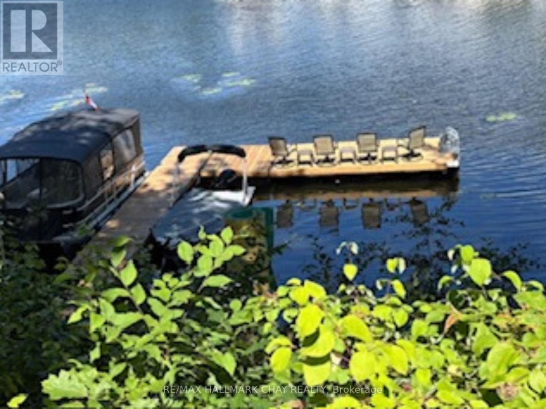 3285 ROCKCLIFFE COURT, Gloucester Pool