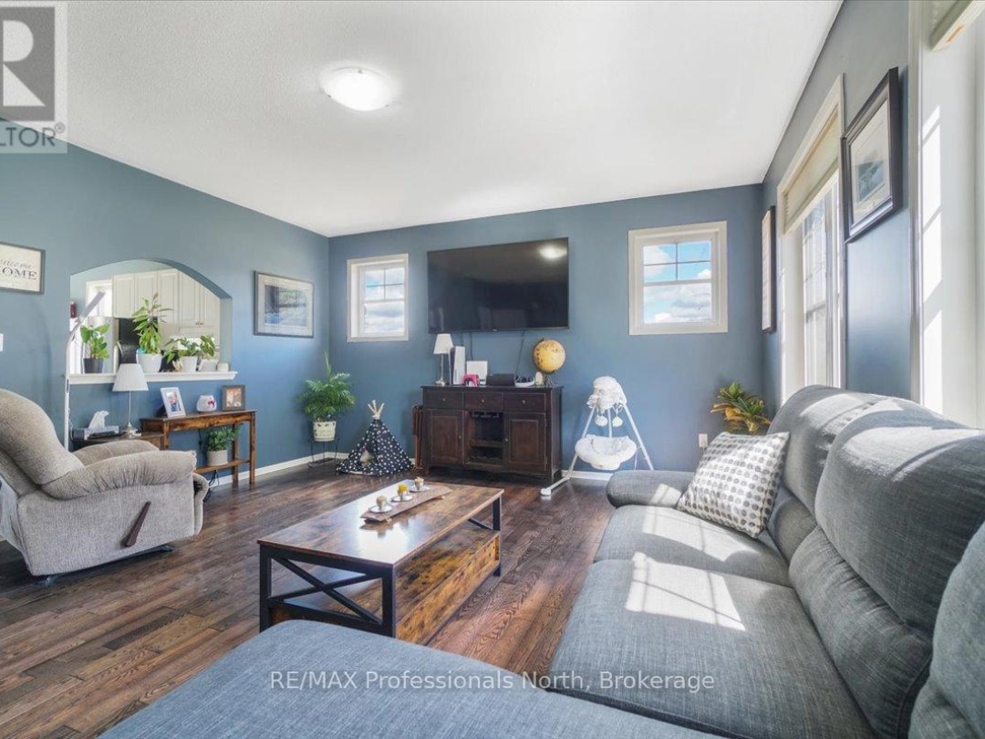 43 CLEARBROOK TRAIL, 