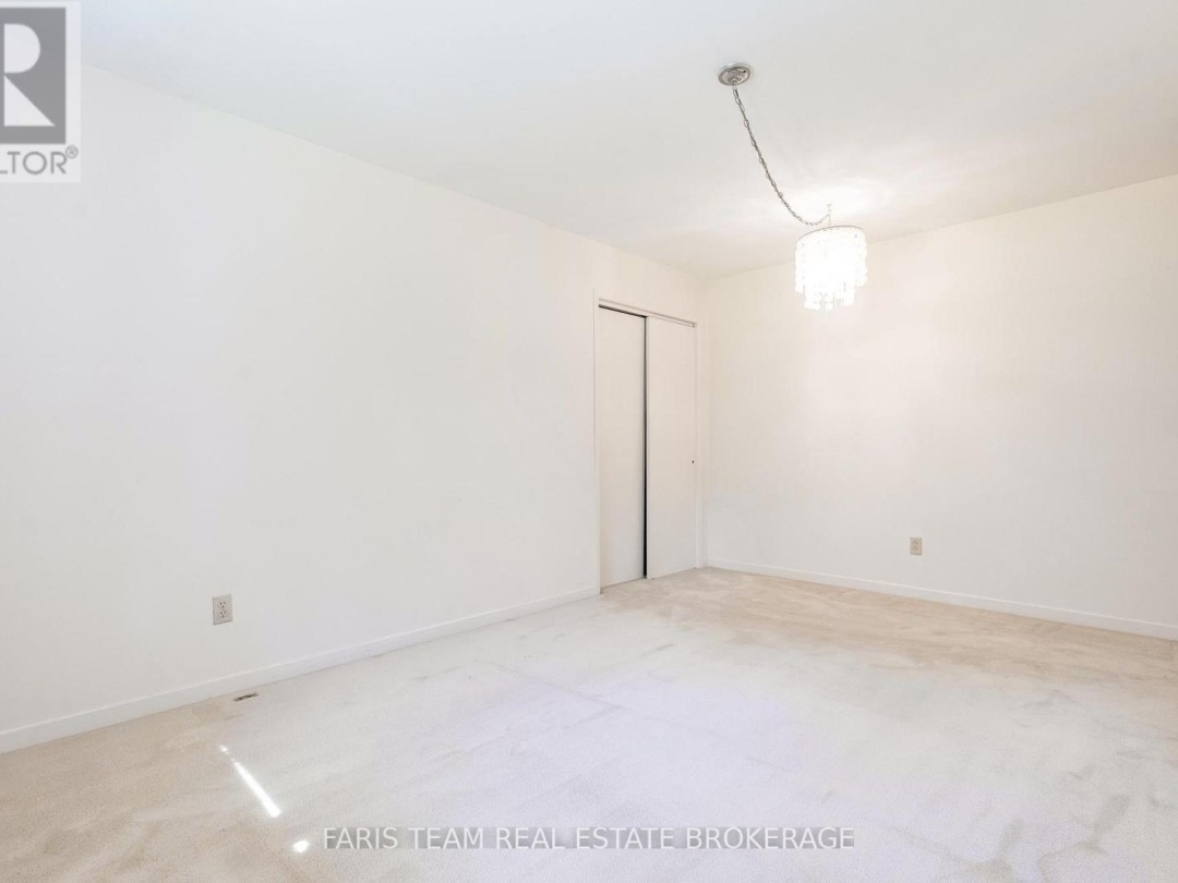 2 BAYSIDE AVENUE, 