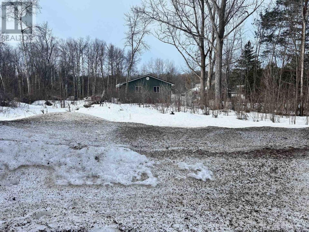 564 KEEWATIN AVENUE, Tay (Port McNicoll)
