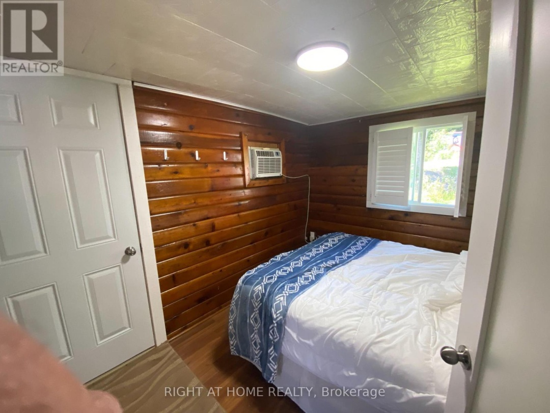 1725 EARL HAID AVENUE, Severn River