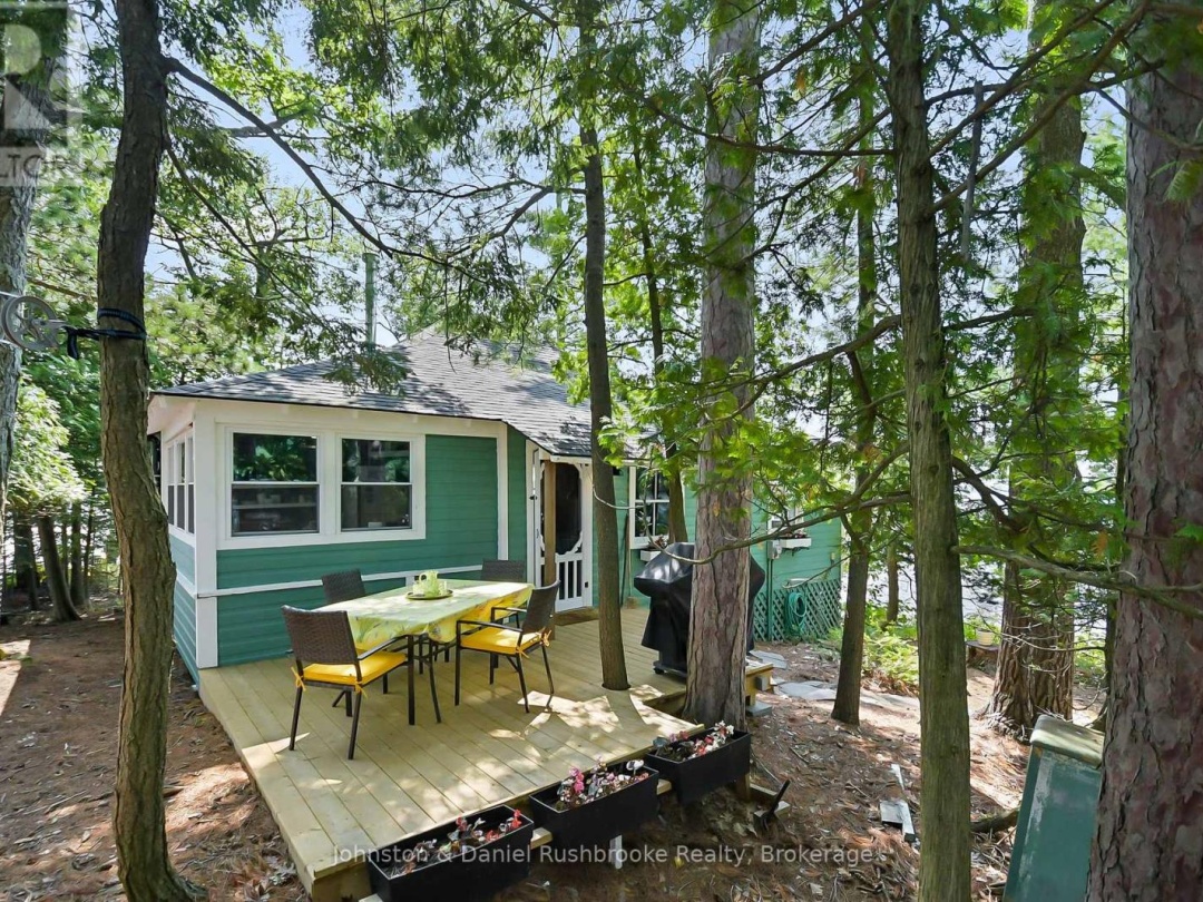 1000 REGATTA ISLAND W, 