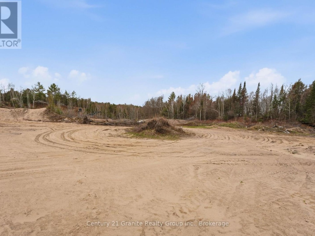 1314 HUNTER CREEK ROAD, Minden Hills (Lutterworth)