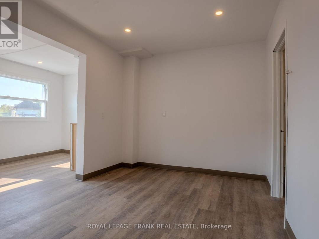 4075 COUNTY RD 121 N, Kawartha Lakes (Kinmount)
