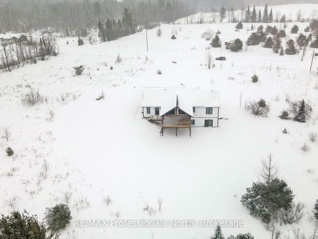 1058 PIPER GLEN ROAD, Minden Hills (Snowdon)
