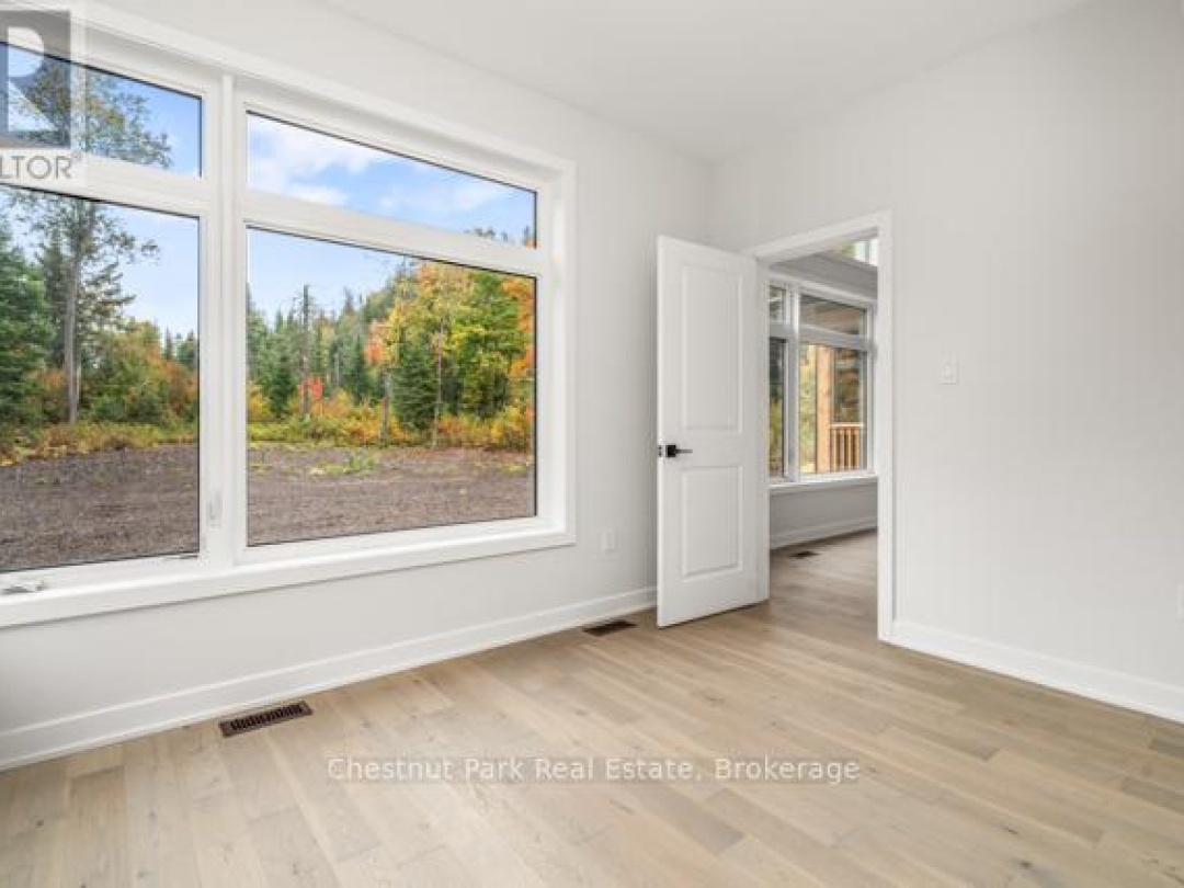49 - 1053 GREENSVIEW DRIVE,