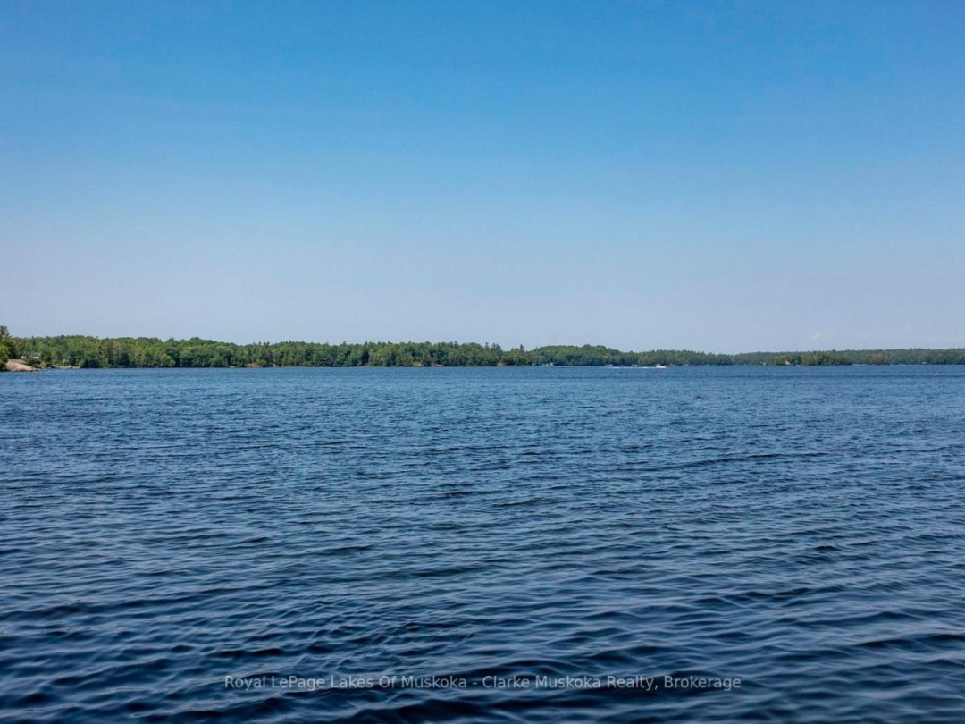 185 WOODLAND TRAIL, Gloucester Pool