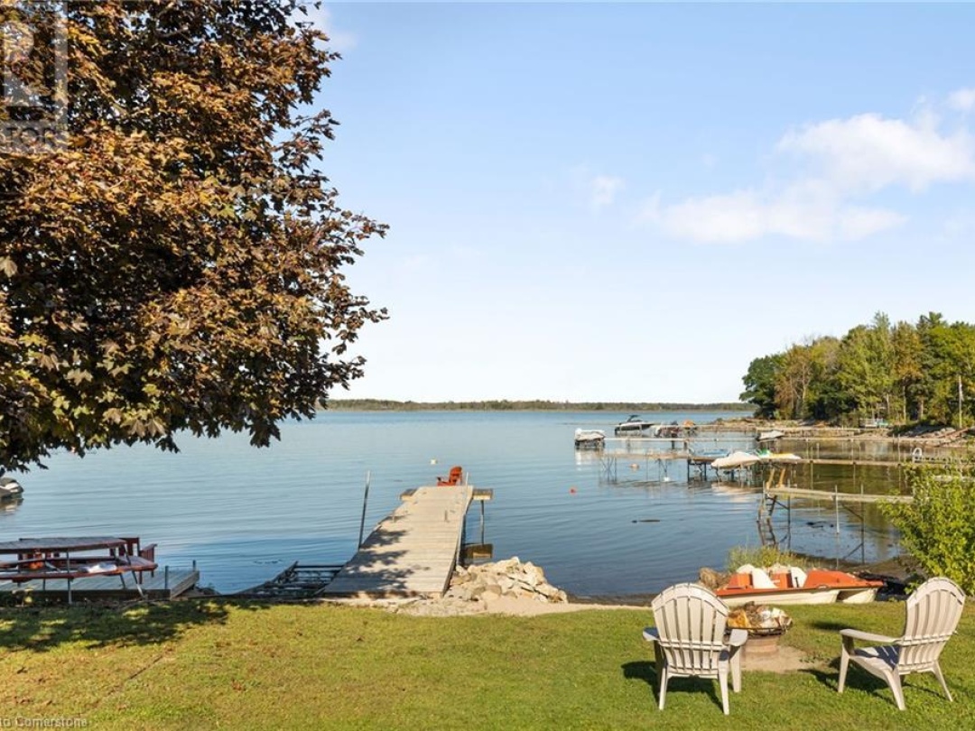 216 Robins Point Road, Georgian Bay