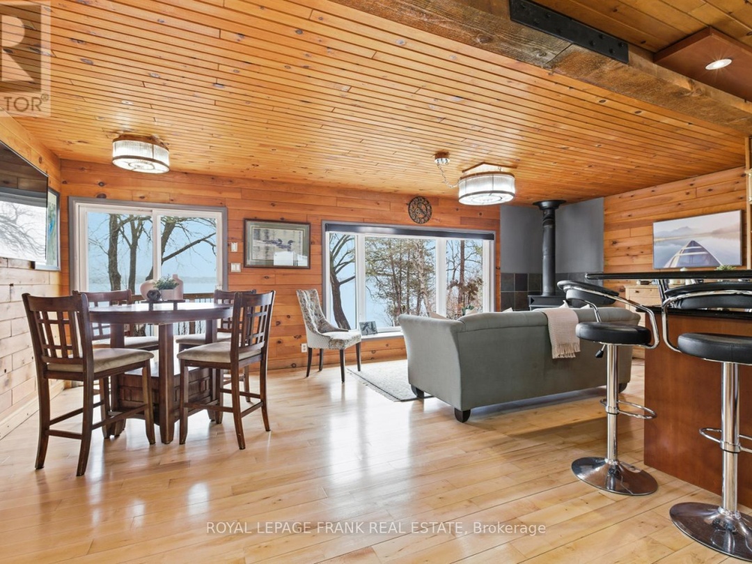 111 BALL POINT ROAD, Lake Scugog