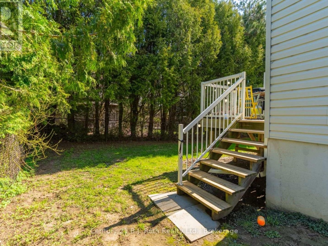 275 HIRAM STREET, Bracebridge (Macaulay)