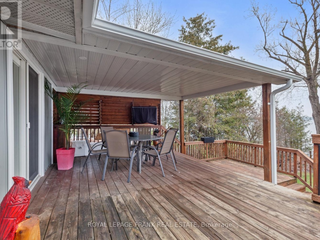 111 BALL POINT ROAD, Lake Scugog