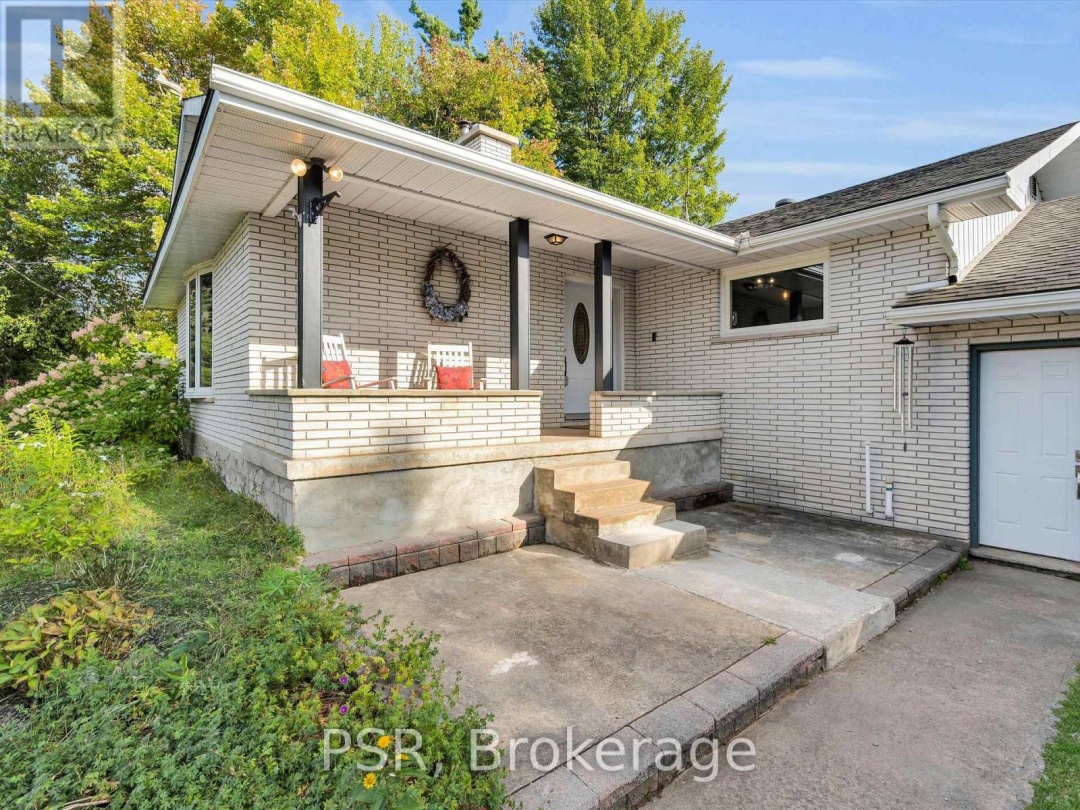 1016 KAHSHE LAKE ROAD S, 