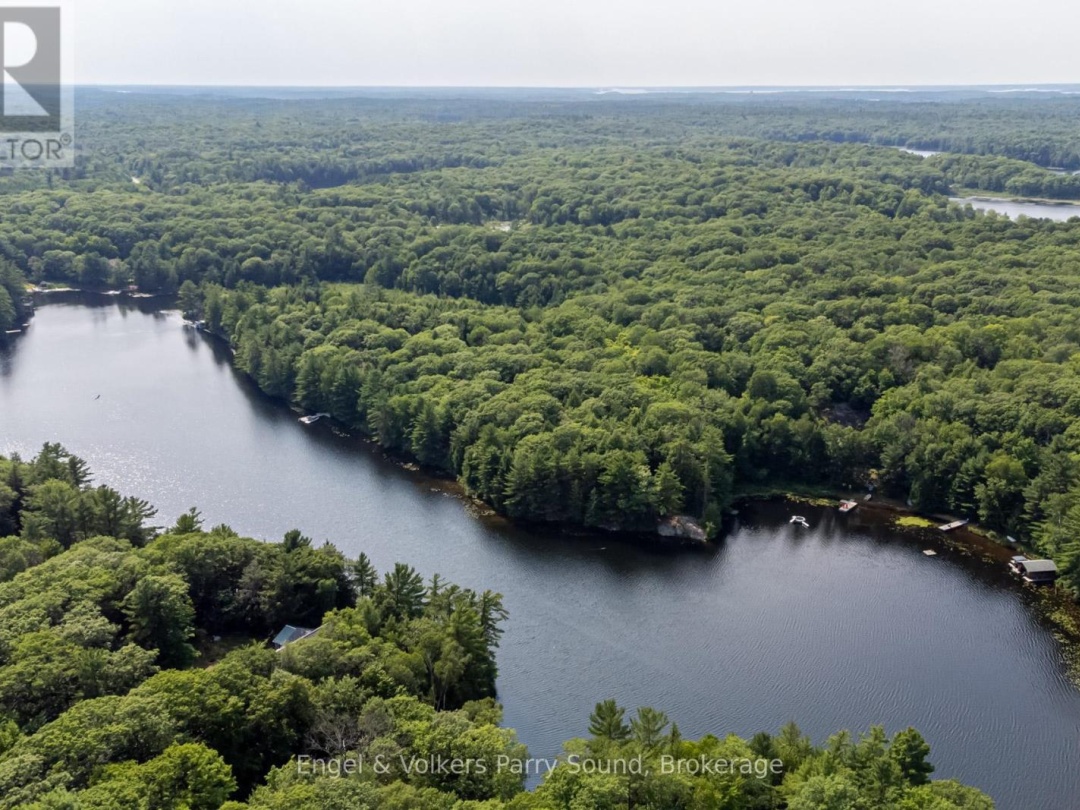 16 GILES ROAD, Otter Lake