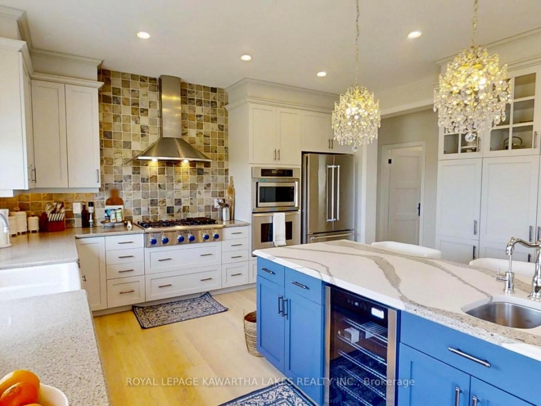 427 LINDEN VALLEY ROAD, 
