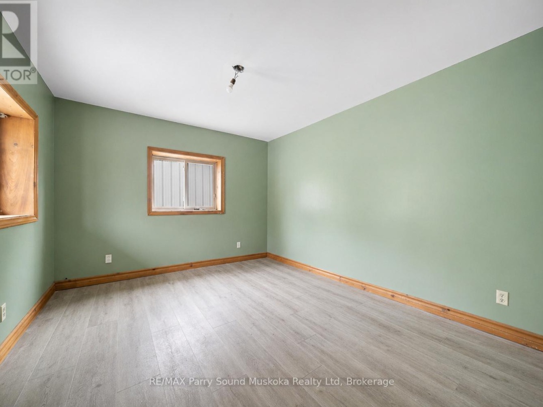 92 BLUE LAKE ROAD, Murdock Lake