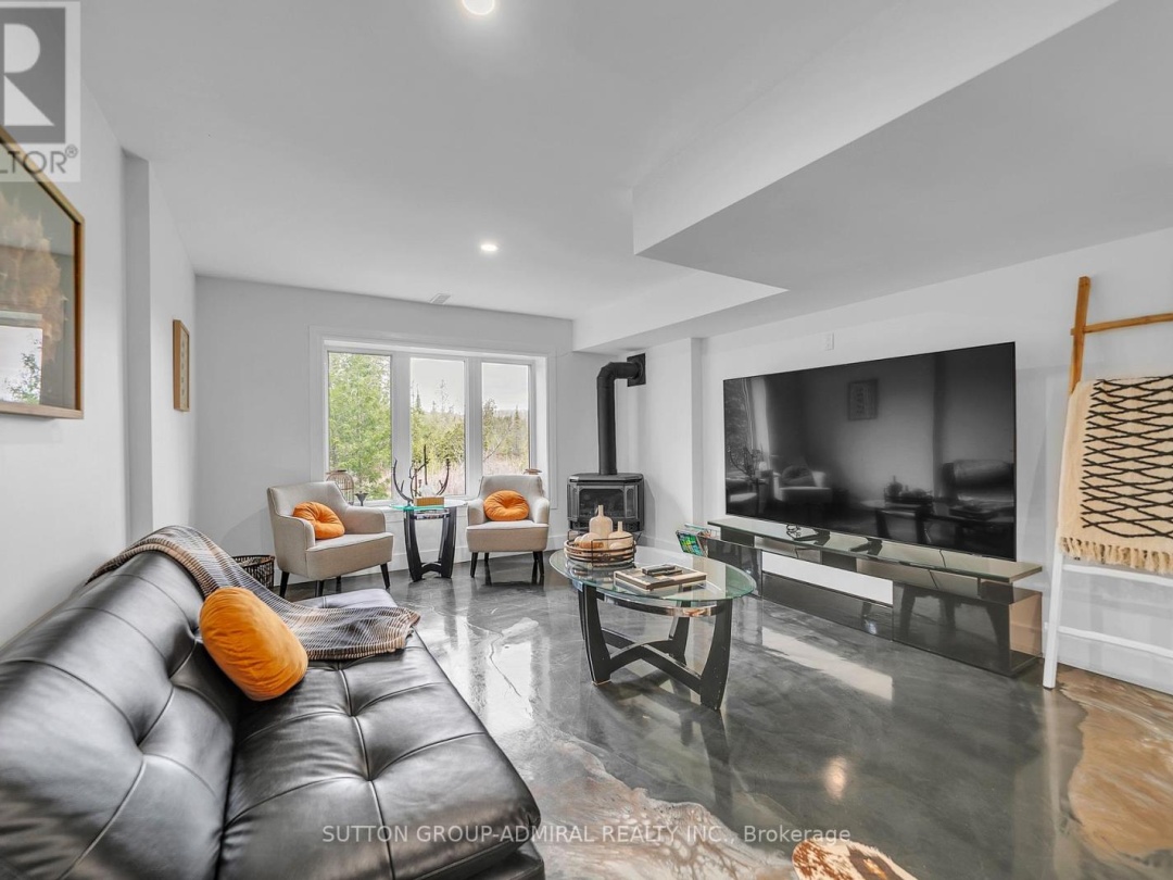 106 JUNIPER ISLE ROAD, Balsam Lake