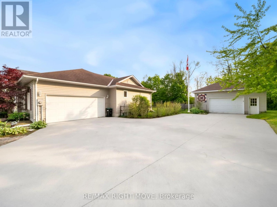 4672 ZACHARY CRESCENT, Ramara (Atherley)