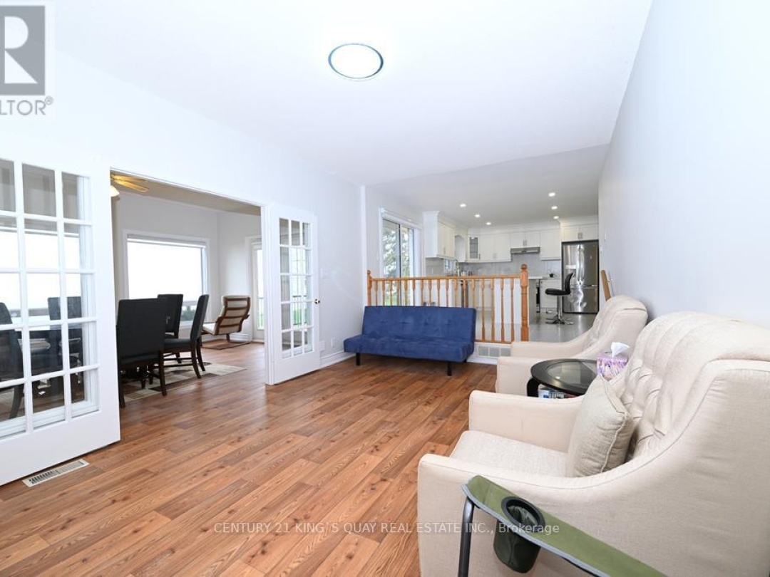 88 BAYSHORE DRIVE, Lake Simcoe
