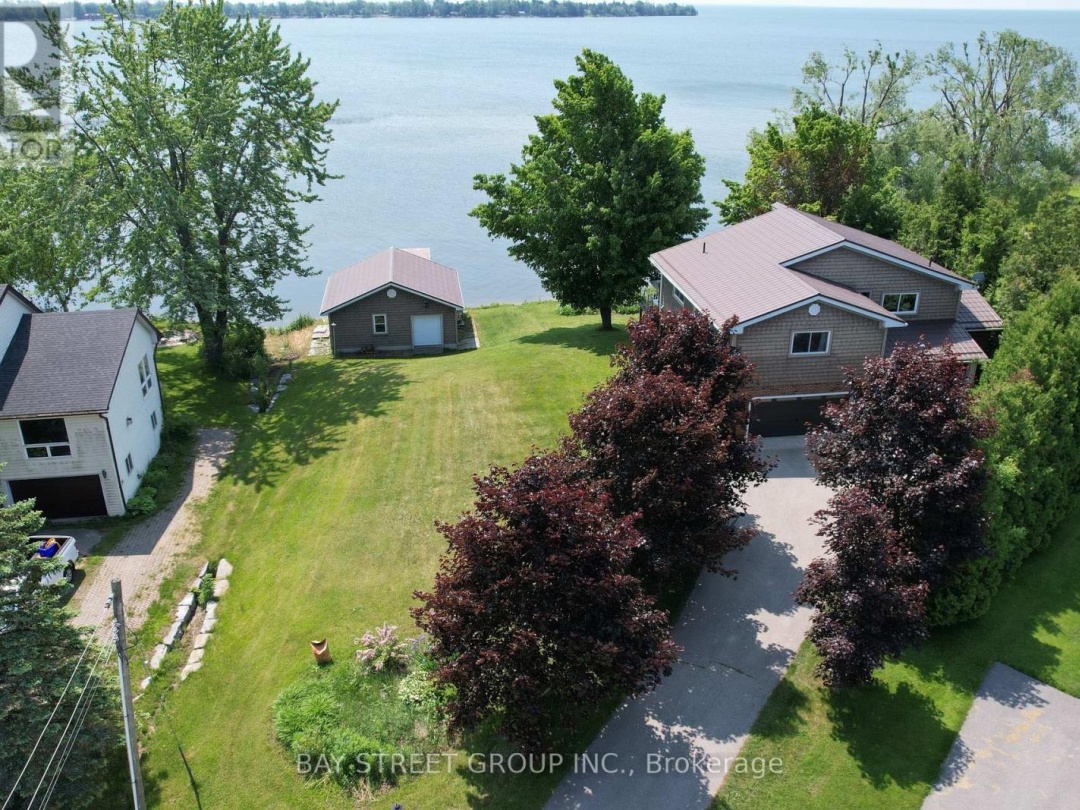 3784 TUPPY DRIVE, Lake Simcoe