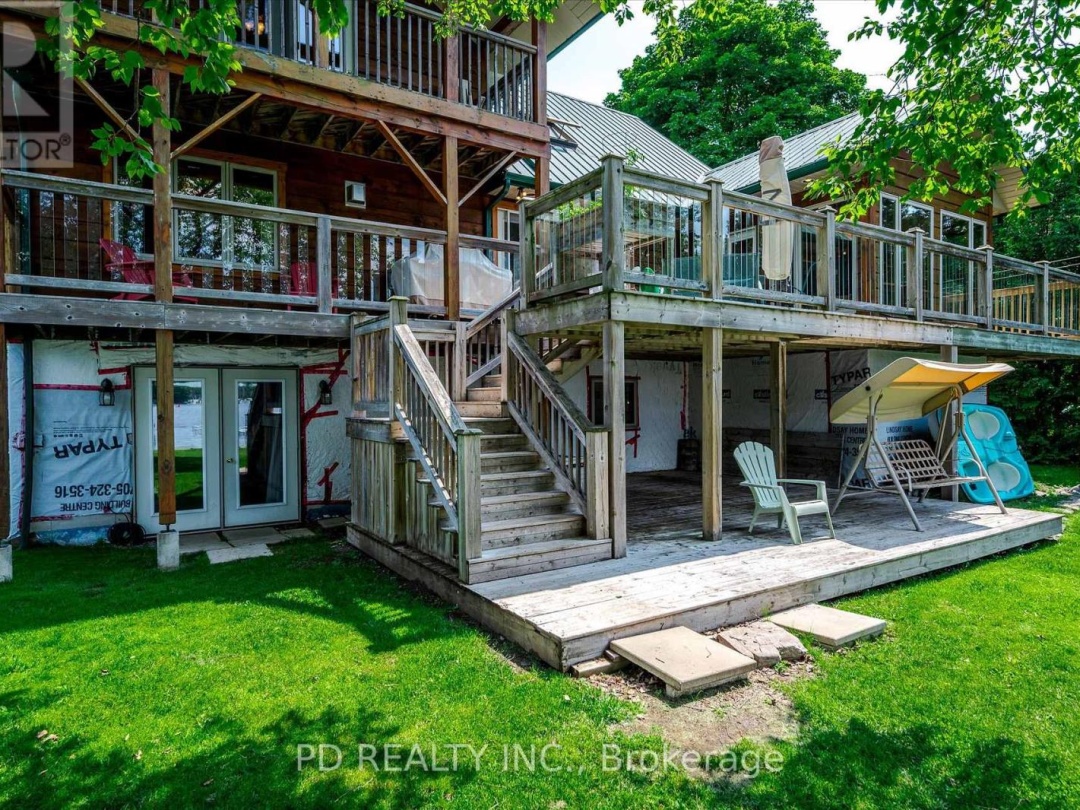 48 STURGEON GLEN ROAD, Sturgeon Lake