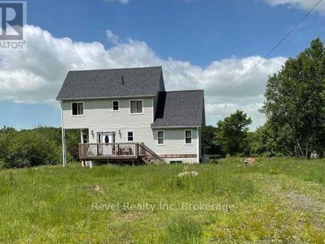 64 JONES ROAD, Manitouwabing Lake