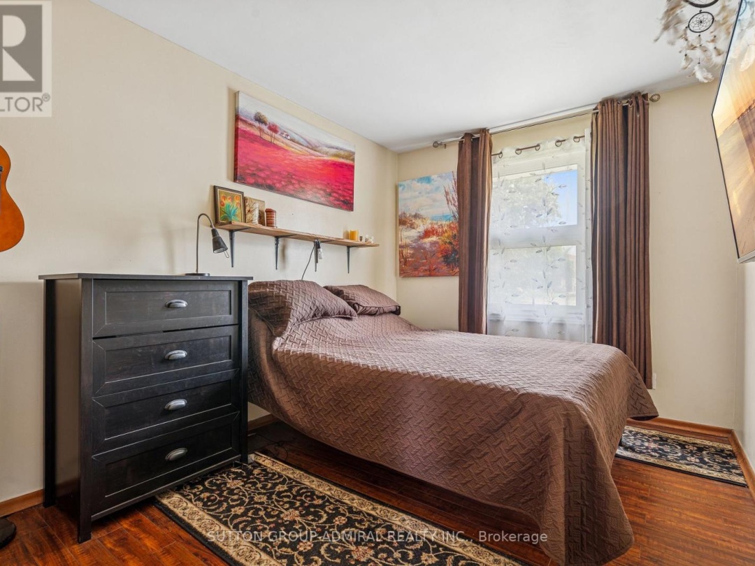 499 YORK STREET, Brock (Beaverton)