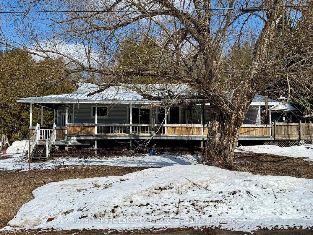 1071 NAISMITH ROAD, Bracebridge (Macaulay)
