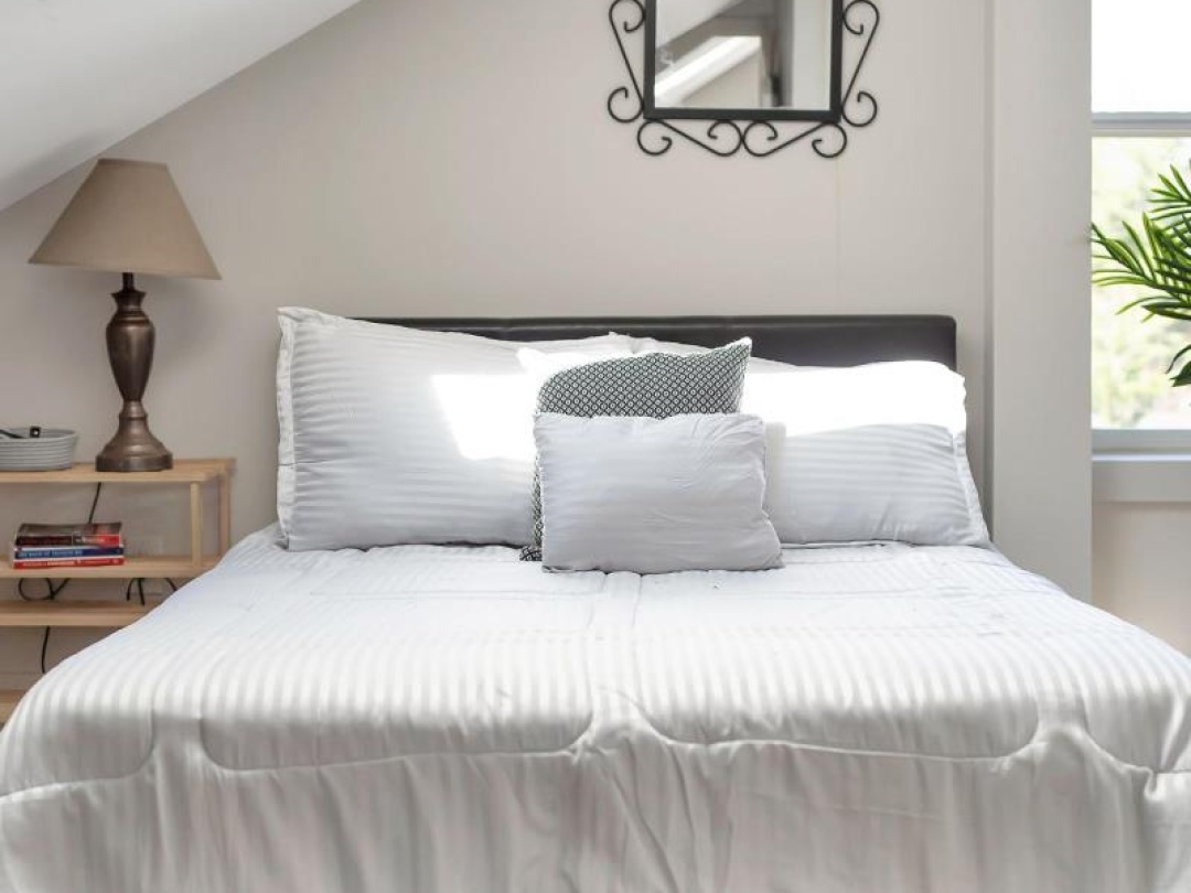 1295 DEEP BAY ROAD, Minden Hills (Lutterworth)
