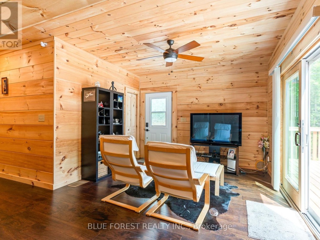 1188 NORTH LAKE DRIVE, 