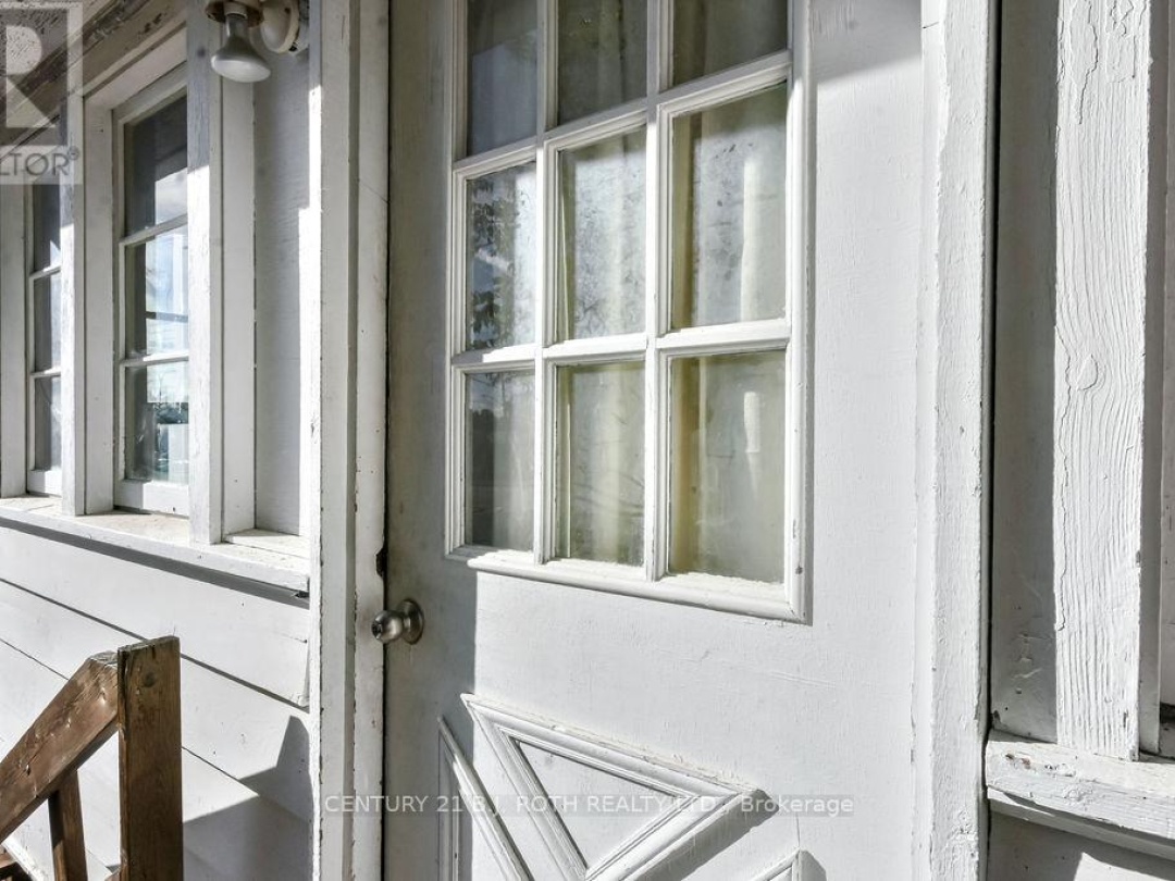 200 EDWARD STREET, 