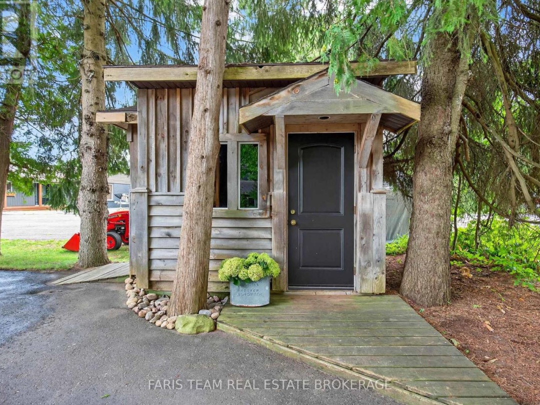 238 ROBINS POINT ROAD, Georgian Bay