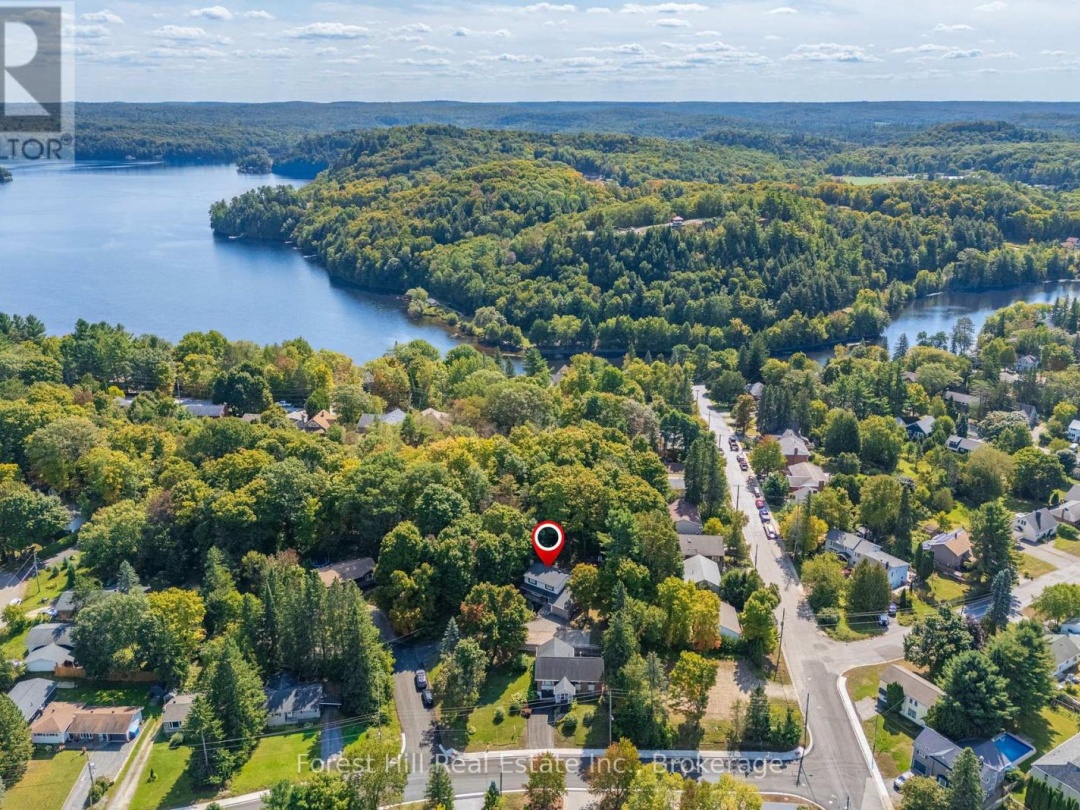 1 MAPLECREST COURT, Huntsville (Chaffey)