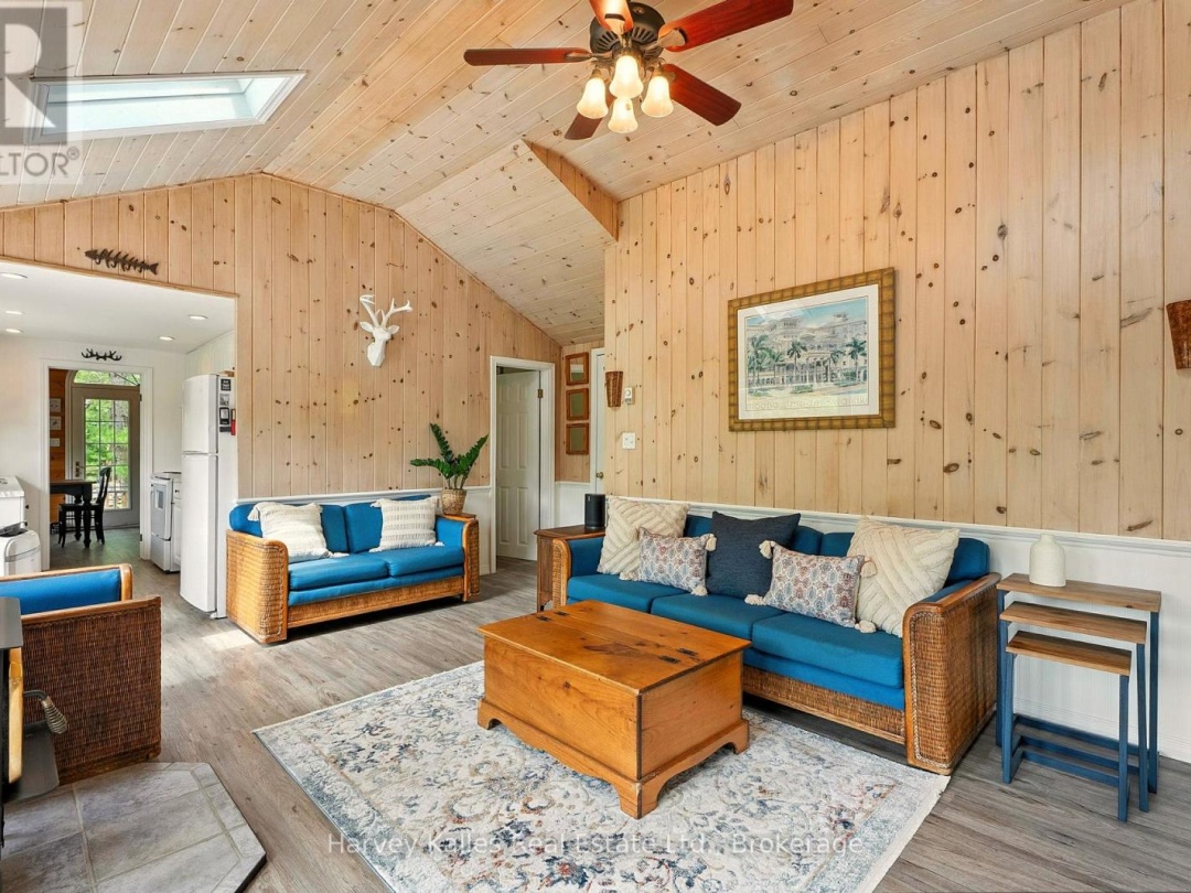 1078 MCKENZIE ROAD, Lake Muskoka
