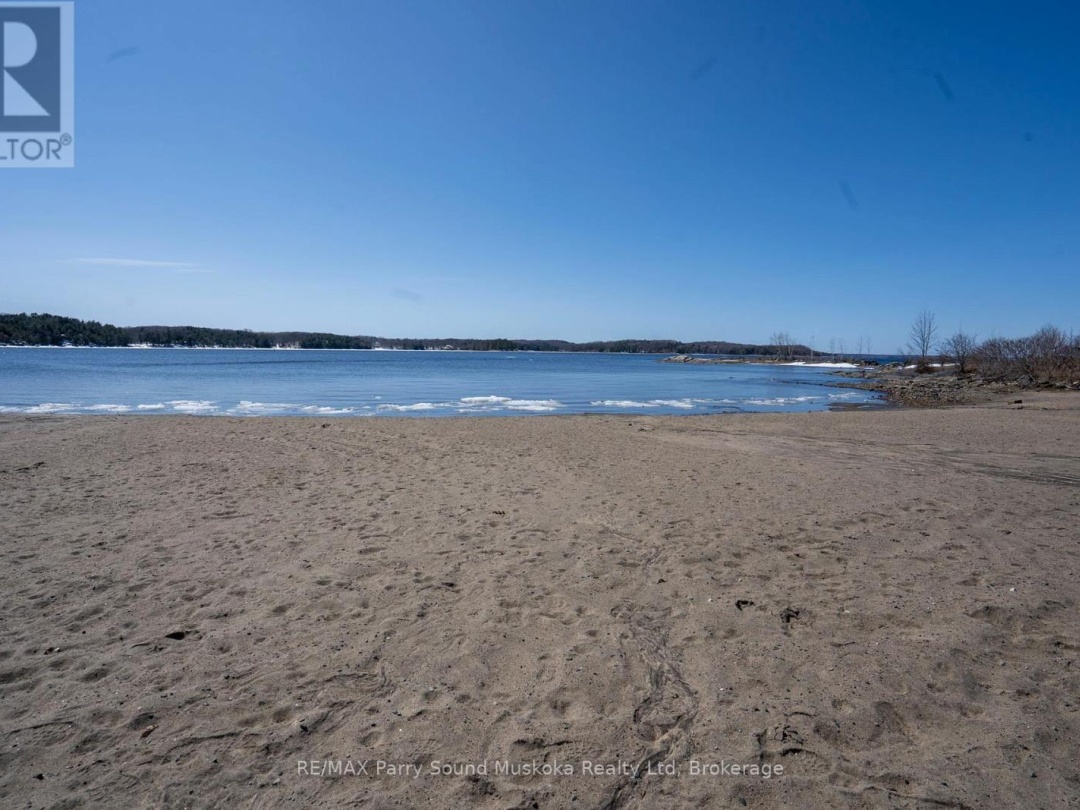 4 - 21 PROSPECT STREET, Parry Sound