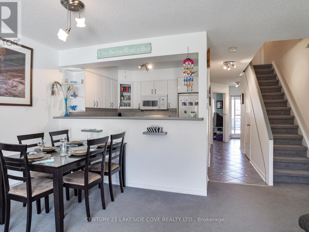 UNIT 19 - 71 LAGUNA PARKWAY, Lake Simcoe