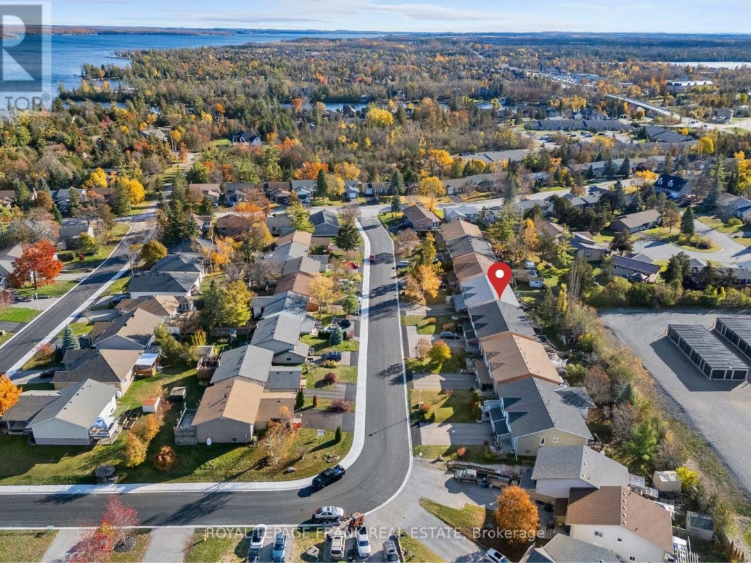 21 BIRCH CRESCENT, Kawartha Lakes (Bobcaygeon)