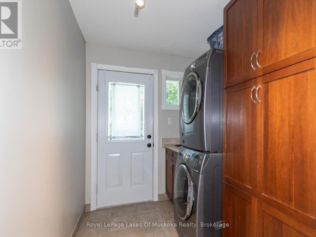 220 ALEXANDER STREET, Gravenhurst (Muskoka (S))