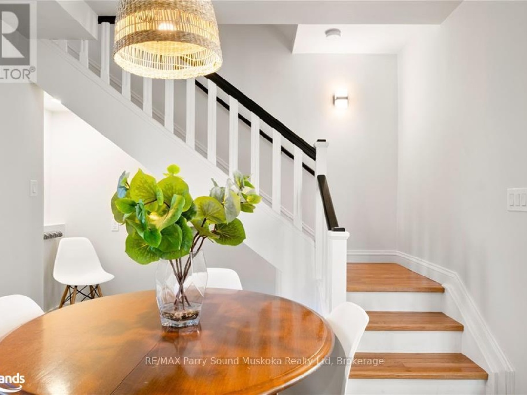 68 PINEWOOD ROAD, 