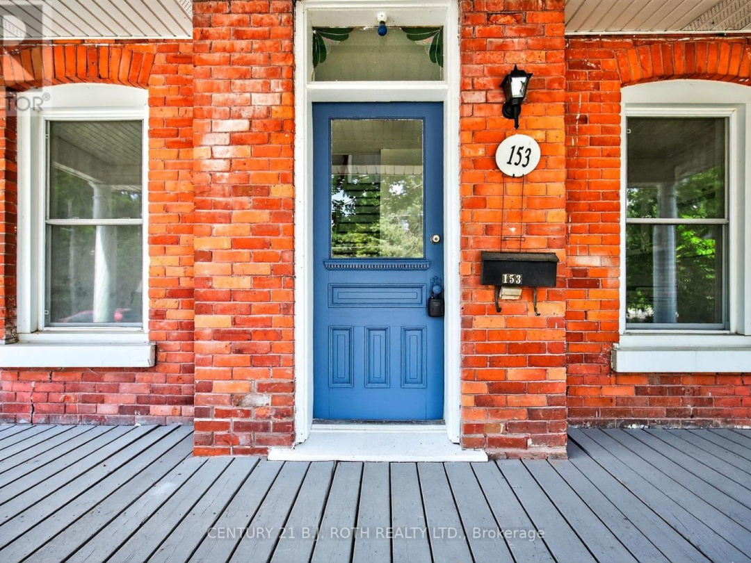 153 LACLIE STREET, 