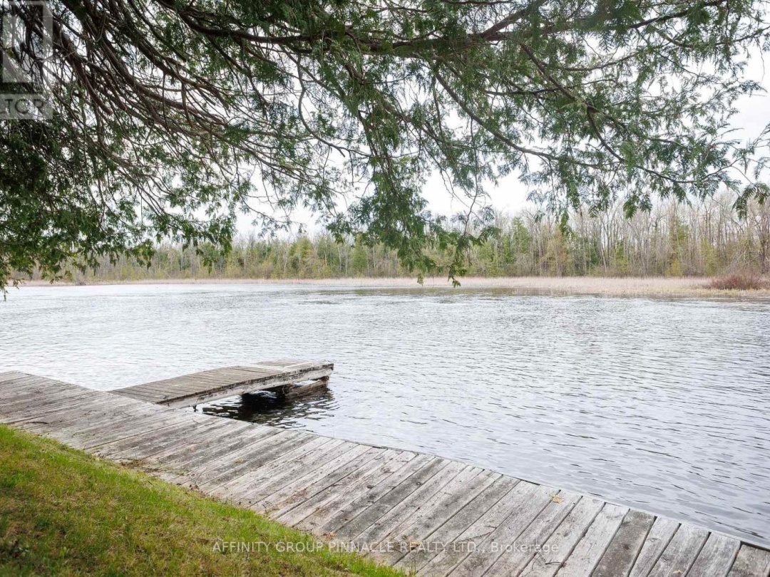 106 COLDSTREAM ROAD, Rosedale Lake