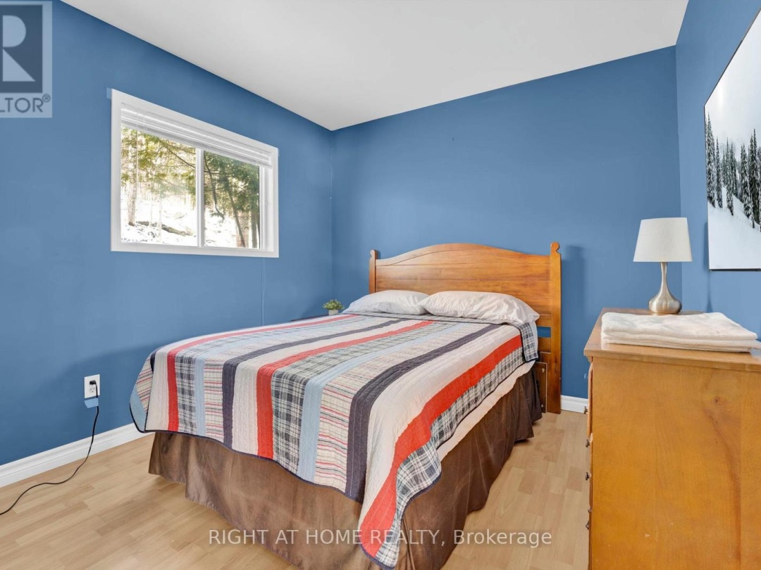 1220 PORTAGE LAKE ROAD, 