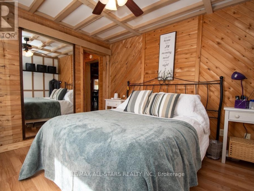 1130 TOWERING OAKS DRIVE, Gull River