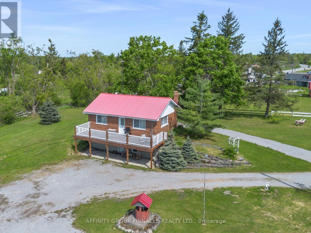 572 COUNTY RD 8 ROAD, Kawartha Lakes (Verulam)
