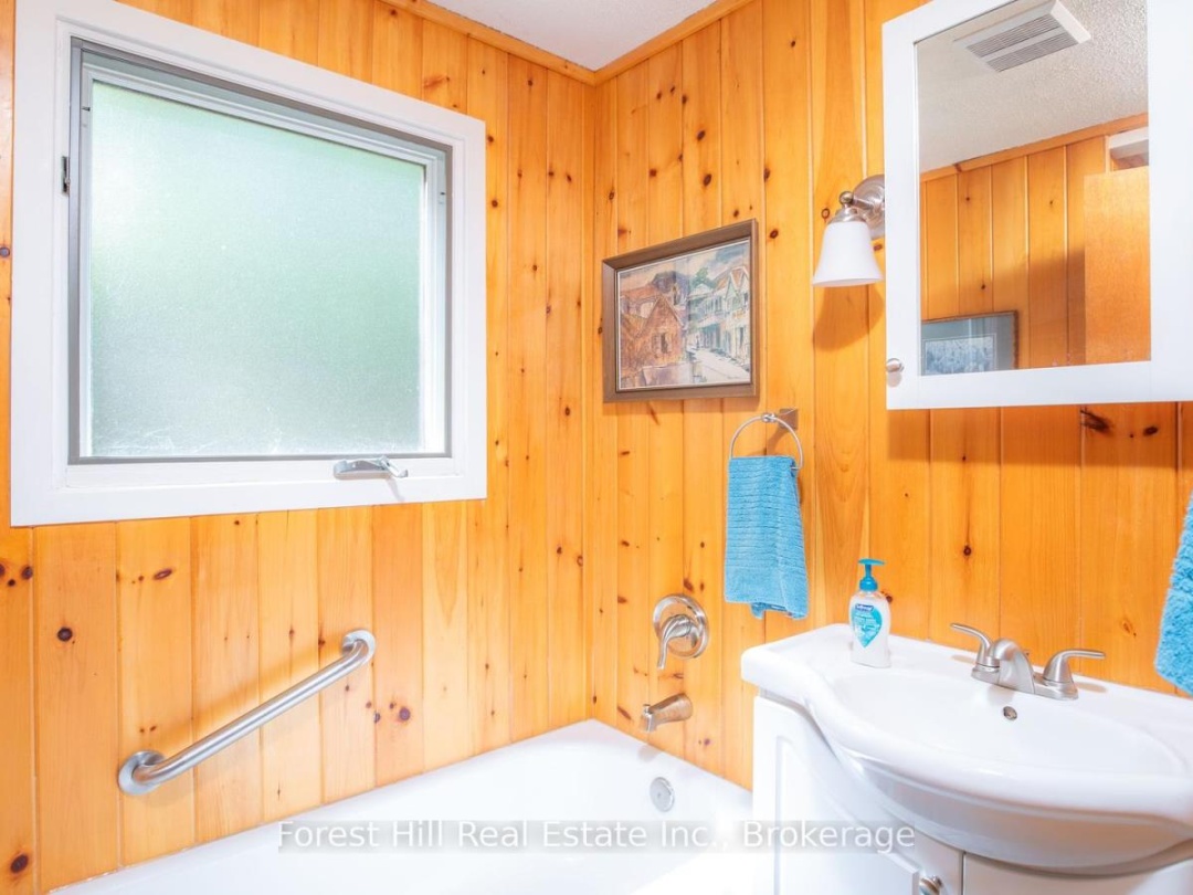 445 LORIMER LAKE ROAD, Lorimer Lake