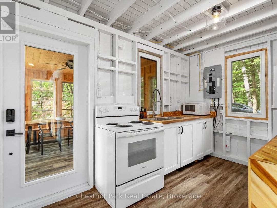 517 MOHAWK ROAD, 