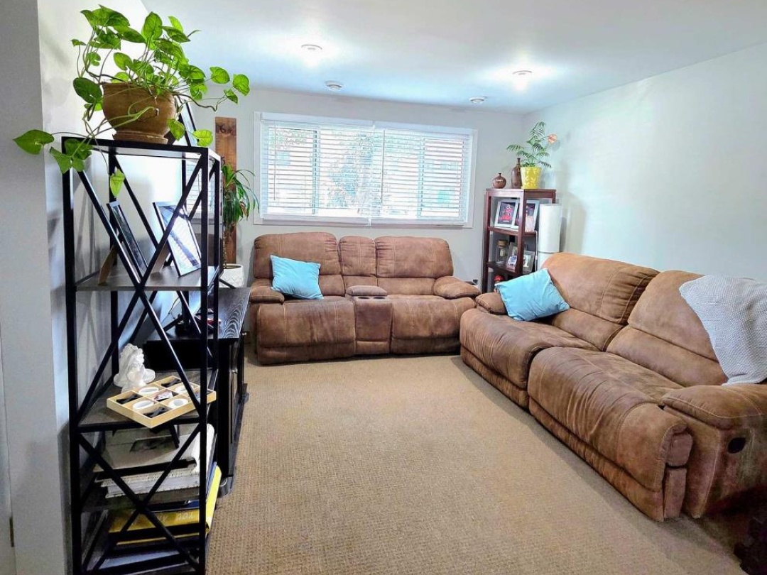 440 BARRIE ROAD, 